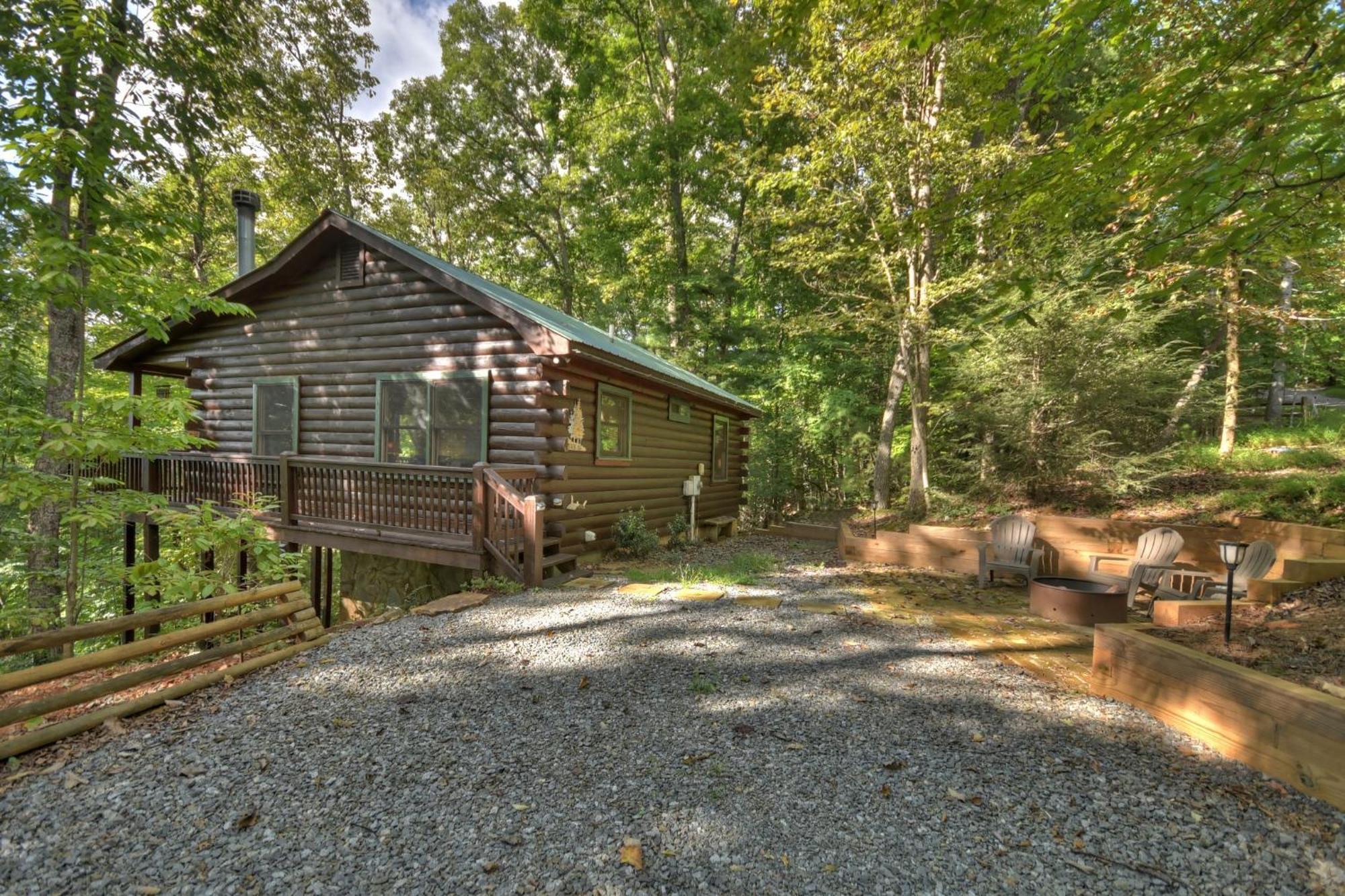 Bearfoot Ridge Wood-Burning Fireplace Cozy Hot Tub Serene Views Ellijay Buitenkant foto